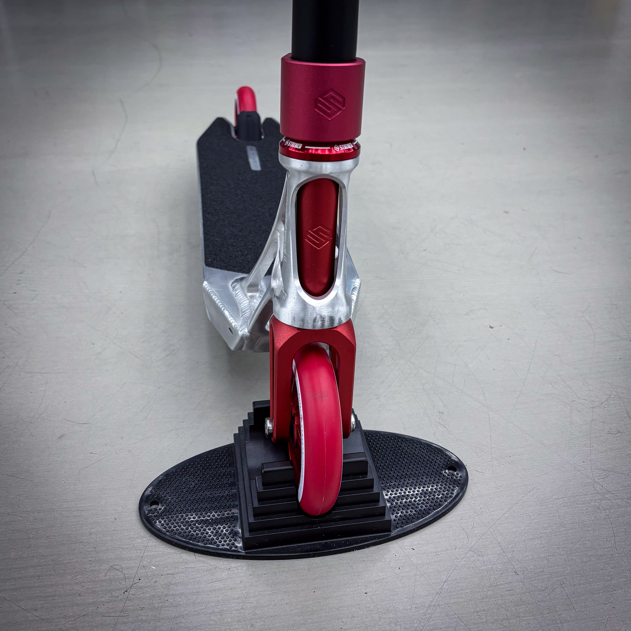 Striker Ethic Silver/Red 500 Custom Build - Black/Red-ScootWorld.dk