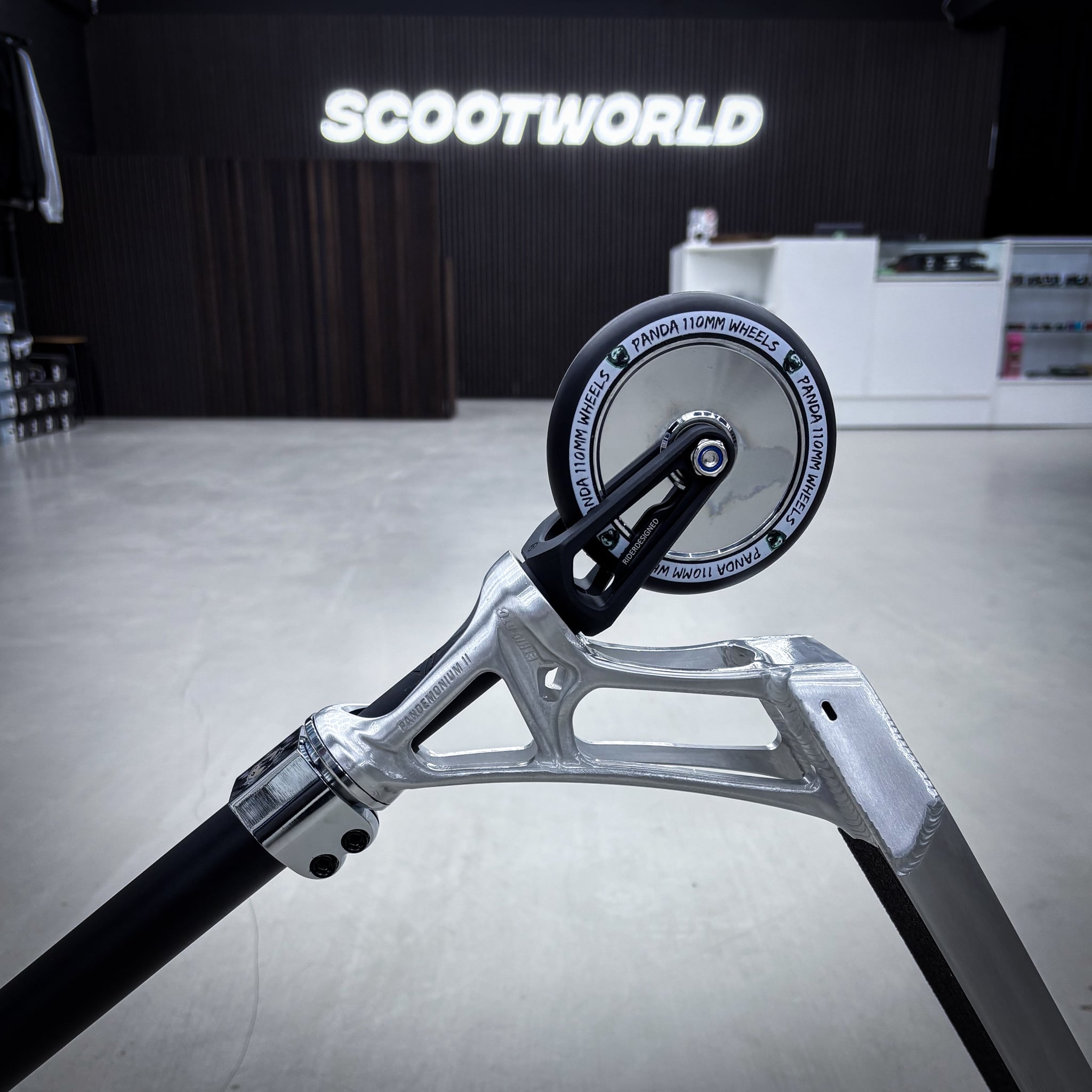 Striker Ethic Pande Silver/Black Custom Løbehjul - Silver/Black-ScootWorld.dk