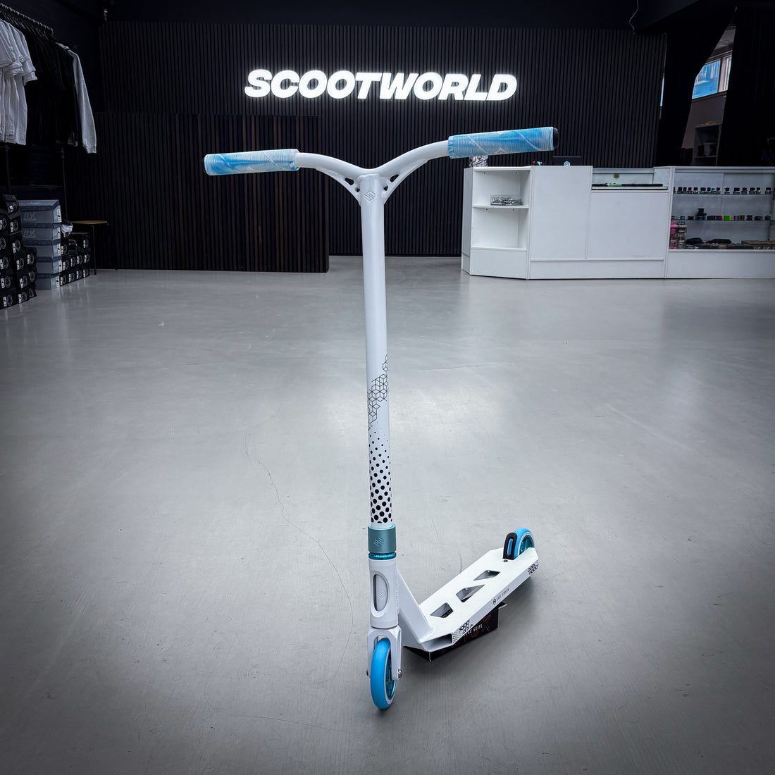 Striker Lux V2 White/Teal Custom Trottinette - White/Teal