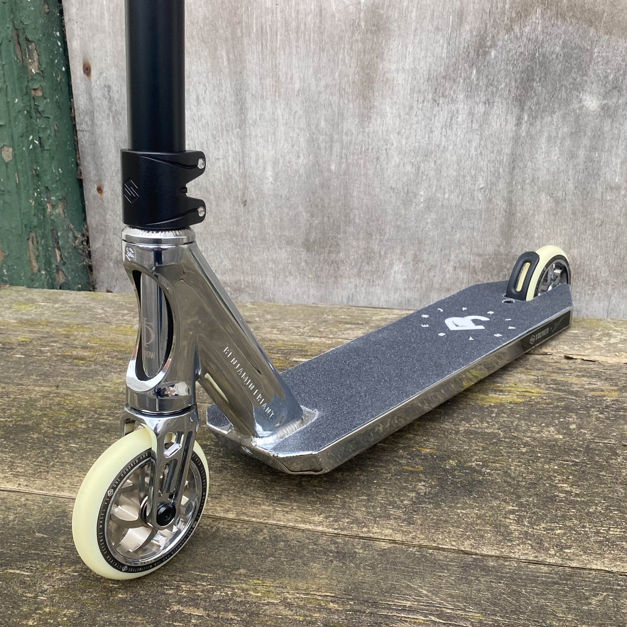 Striker BenJ Custom Build - Black/Silver-ScootWorld.dk